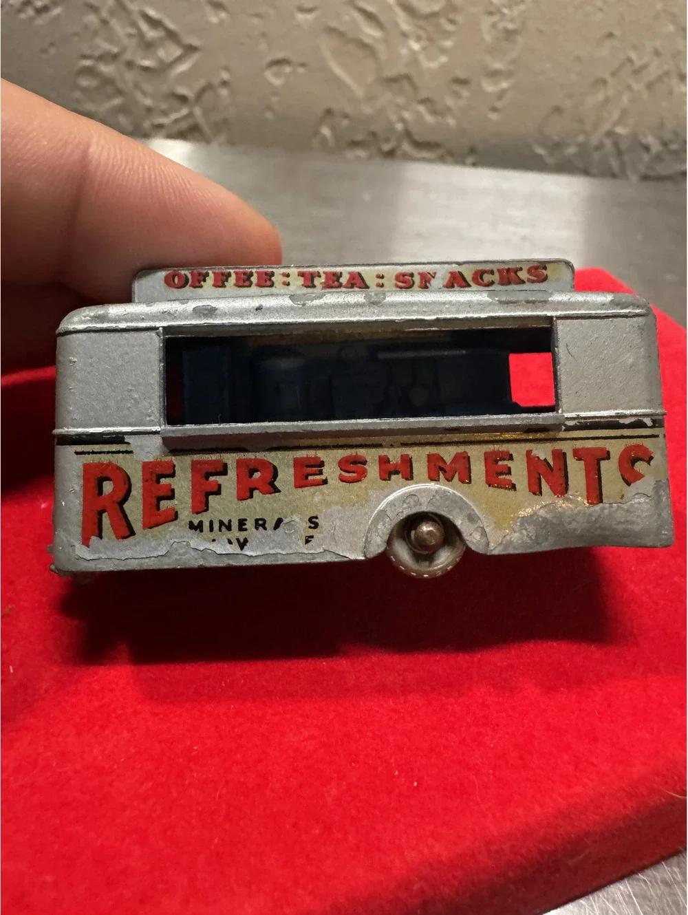 Vintage Lesney Refreshments Food Truck Matchbox No. 74 Canteen Trailer